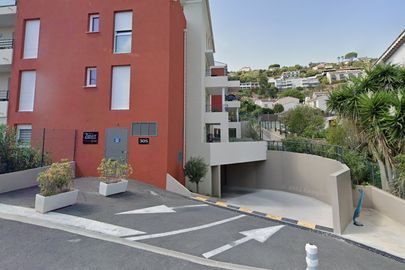 Parking 305 avenue des Filagnes 6700 Saint laurent du Var