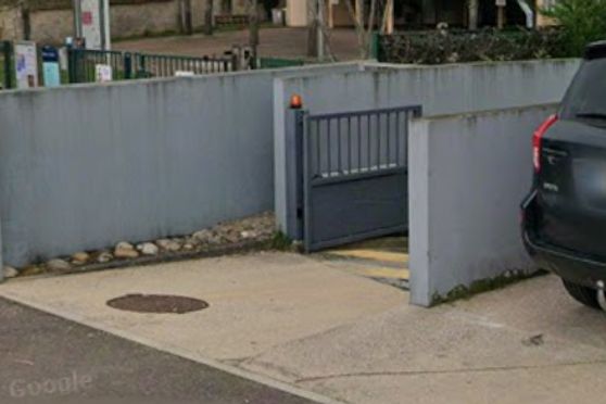 Vignette parking Dijon - Gare SNCF - Perrières