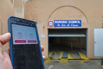 Parking Bouches-du-Rhône - place Victor Schoelcher - Aix en Provence