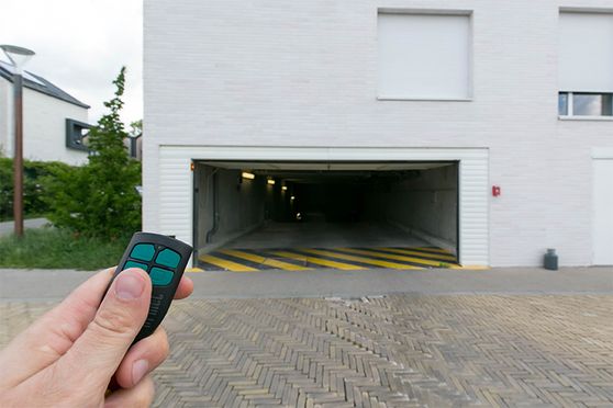 Vignette parking Place du Thyrse - Cergy