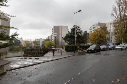 Parking RER Val-de-Fontenay - rue Maximilien Robespierre - Fontenay sous Bois 2