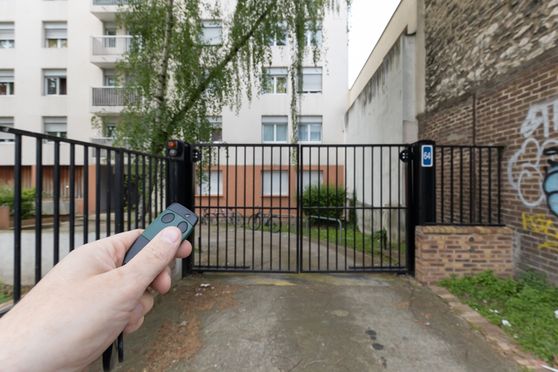 Vignette parking 64 avenue henri barbusse - Colombes