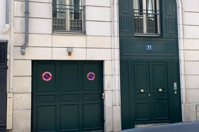 Parking Métro Blanche - 71 rue Blanche - Paris 9