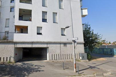 Parking Médiathèque Aragon - avenue Guynemer - Choisy le Roi