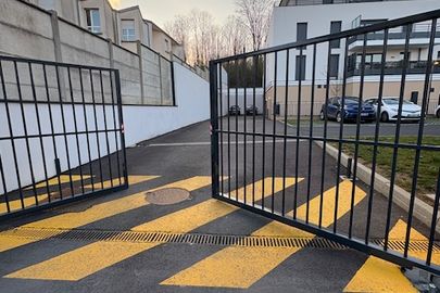 Parking 105 rue Paul Vaillant Couturier - Orly - Aéroport d'Orly - Marché de Rungis