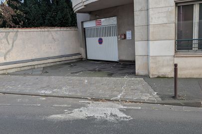 Parking 8 rue Edmond Michelet - Le Kremlin-Bicêtre