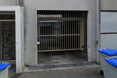 Parking Le grenier du siècle - rue Emile Pehant - Nantes