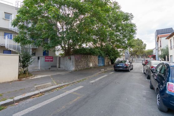 Vignette parking Ateliers Des 3 Territoires - boulevard Jeanne d'Arc - Montreuil