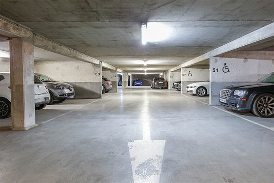 Vignette parking Métro Javel - André Citroën - rue Cauchy - Paris 15
