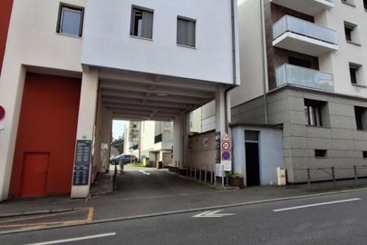 Parking 23 avenue de Veyssière - Écully