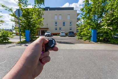 Parking Médiathèque Les Étoiles - rue Colette Besson - Villenave d'Ornon