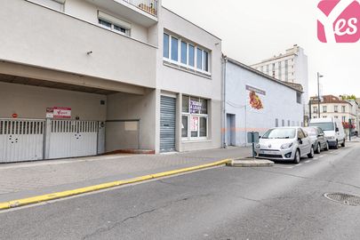 Parking Métro Mairie de Clichy - rue Estienne D'orves