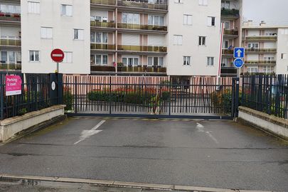Parking Parc Friedberg - rue de Noisy - Villiers sur Marne