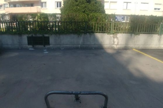 Vignette parking Square Des Frères Rose - 7 rue Paul Codos - Poissy