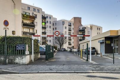 Parking 159 rue emile zola - Asnières sur Seine