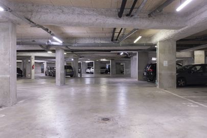 Vignette parking Parc Georges Pompidou - rue Eugénie Carmignat - Bois Colombes