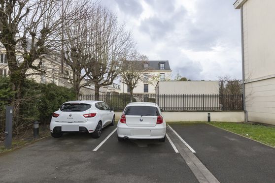 Vignette parking Soeurs Auxiliatrices - rue de L'ermitage - Versailles
