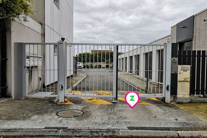 Parking Blagnac - Andromède - Isaac Newton