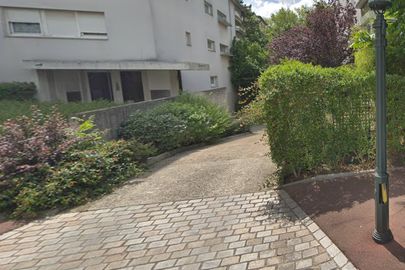 Parking 30 avenue d'estienne d'orves - Plessis Robinson - Le Plessis Robinson