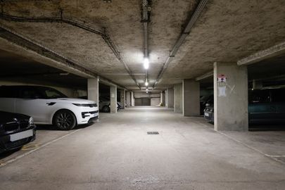 Vignette parking Métro Daumesnil - rue Claude Decaen - Paris 12