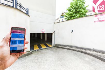 Parking Gare Les Mureaux - rue des Bougimonts