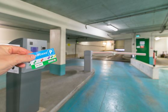 Vignette parking Métro Châtillon-Montrouge - 172 avenue de Paris