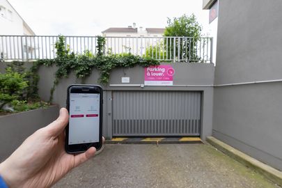 Parking Place de la Tolinette - Villiers le Bel