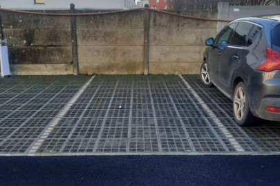 Parking 7 avenue de la République - Combs la Ville