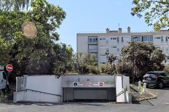 Vignette parking Stade Paul Nicolas - square Yves du Manoir - Massy