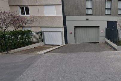 Parking Jardin de Jeanne - rue Gervais Bussière - Villeurbanne