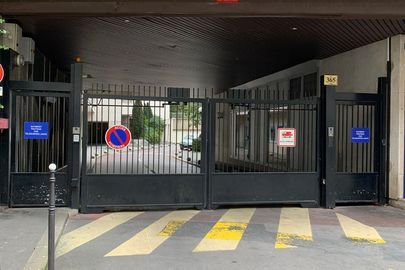 Parking Métro Convention - rue de Vaugirard - Paris 15