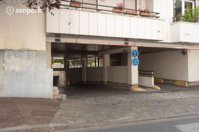Parking Issy-les-Moulineaux - Ile Saint-Germain - Centre