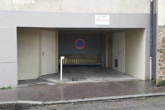 Vignette parking Lyon - Le Bourg - Saint Rambert