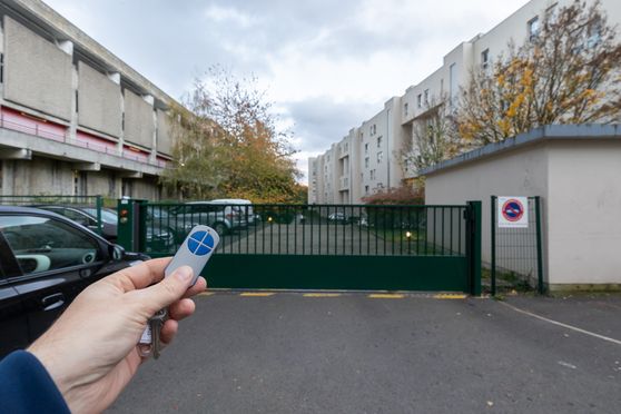 Vignette parking RER Évry Courcouronnes - boulevard des Coquibus