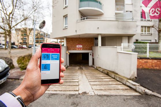 Vignette parking Stade Léo Lagrange - rue Jean Bouin - Poissy