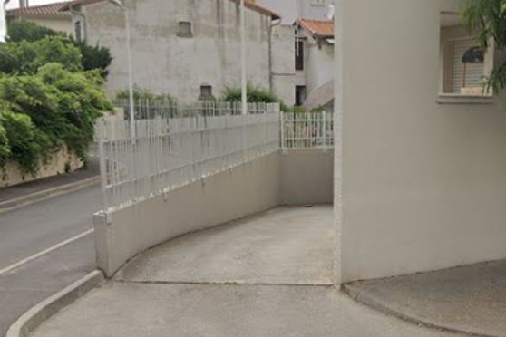 Vignette parking Bibliothèque Barande - Carrer René Antoine de Réaumur - Perpignan