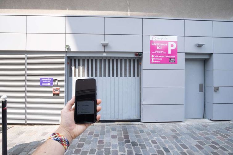 Paris - Bercy Village - Cour Saint-Emilion - Parking réservable en ligne - Paris