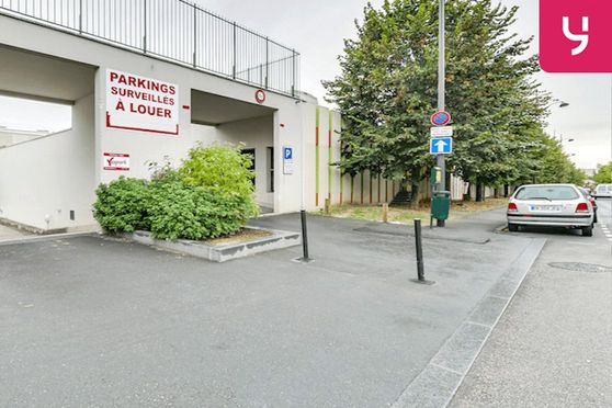 Vignette parking Ecole les Buissonnets - rue des Mazurières - Rueil Malmaison