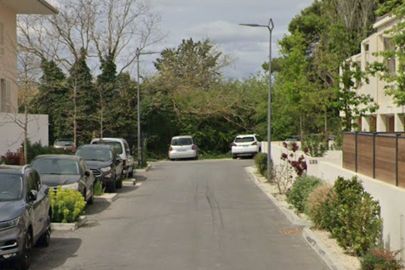 Parking 84 rue Gustave Eiffel - Saint Cannat