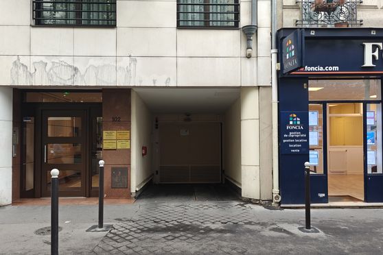 Vignette parking DermaScan - 102 rue Ordener - Paris 18