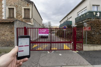 Parking Stade des Chantiers - rue Racine - Versailles