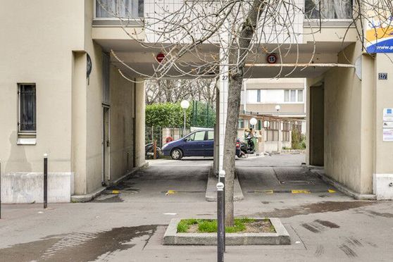 Vignette parking Volontaires - Gare Montparnasse - Paris 15