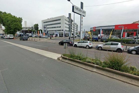 Vignette parking 252 boulevard anatole france - Saint Denis