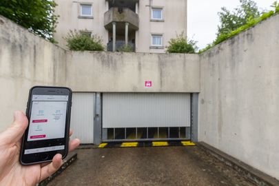 Parking Mairie - rue Bernard Palissy, 78960 Voisins le Bretonneux