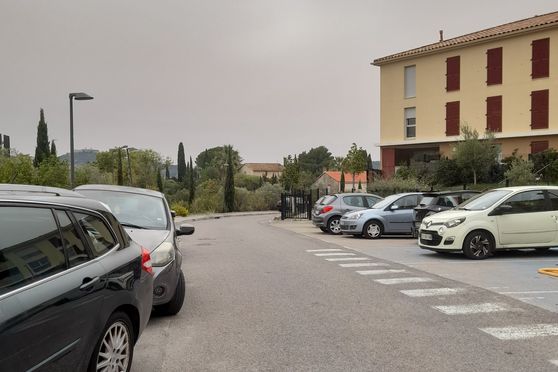Vignette parking Centre-ville - avenue Jean Monnet - Ollioules