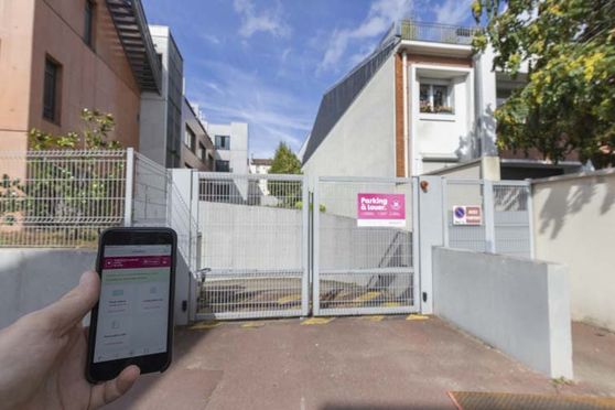 Vignette parking RER Gentilly - Benoît Malon