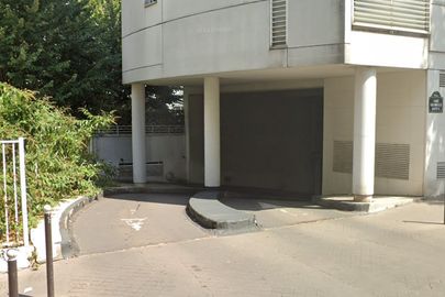 Parking Métro Ourcq - rue Georges Auric - Paris 19