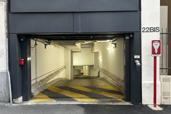 Vignette parking Métro Mairie de Clichy - rue Dagobert - Clichy