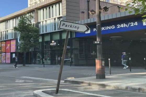 Vignette parking 32 avenue d'Italie - place 4094