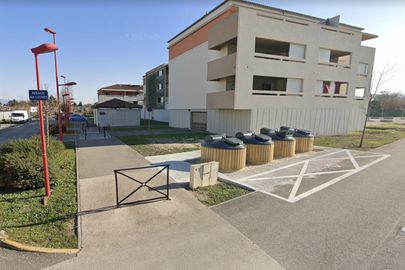 Parking Avenue Des Lucines - Entraigues sur la Sorgue